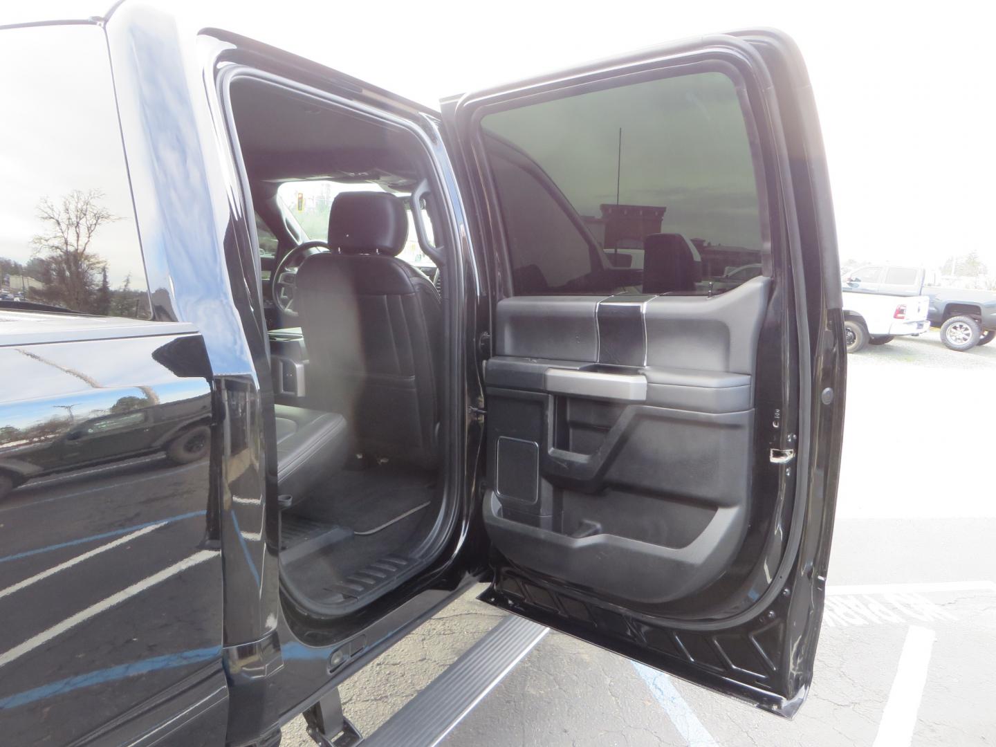 2021 BLACK /BLACK Ford F-350 SD Platinum Crew Cab Short Bed 4WD (1FT8W3BT4ME) with an 6.7L V8 OHV 16V DIESEL engine, located at 2630 Grass Valley Highway, Auburn, CA, 95603, (530) 508-5100, 38.937893, -121.095482 - Photo#56